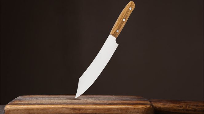 
                    Couteau à griller Wok de la gamme fabriquée à la main par world-of-knives