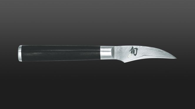 
                    Peeling knife of Kai Shun with curved blade
