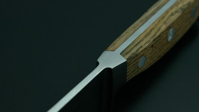 
                    Il manico dei coltelli del set coltelli da bistecca legno di quercia