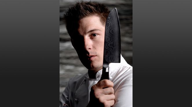 
                    Ivo Adam is also fan of the knife set