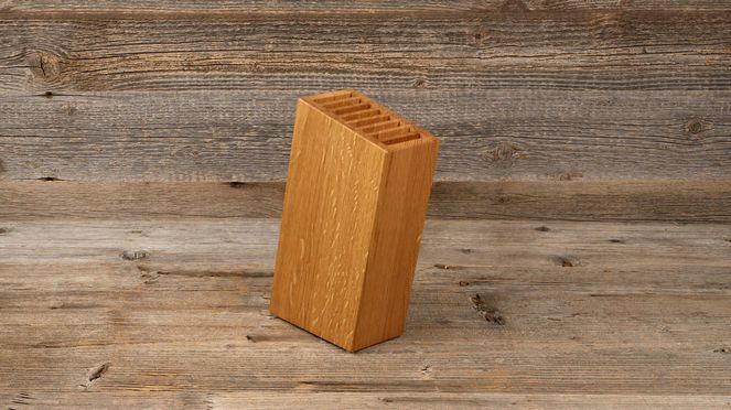 
                    swiss knife block made of oak wood