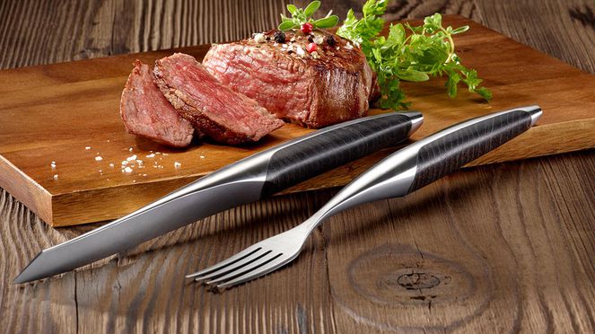 
                    swiss steak cutlery manufactured by sknife in Biel, Switzerland